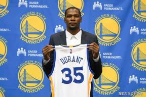 深屈时依旧 深屈时依旧